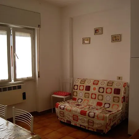 Apartment Chiarone *